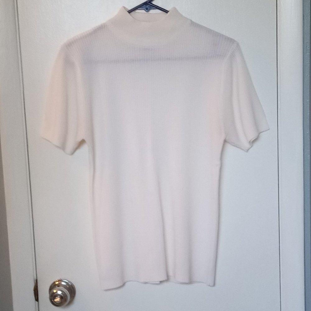 CASUAL CORNER & CO. WHITE PULLOVER MOCK TURTLENECK SWEATER Size Medium